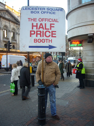 Hombre anuncio (foto de Heart Industry)